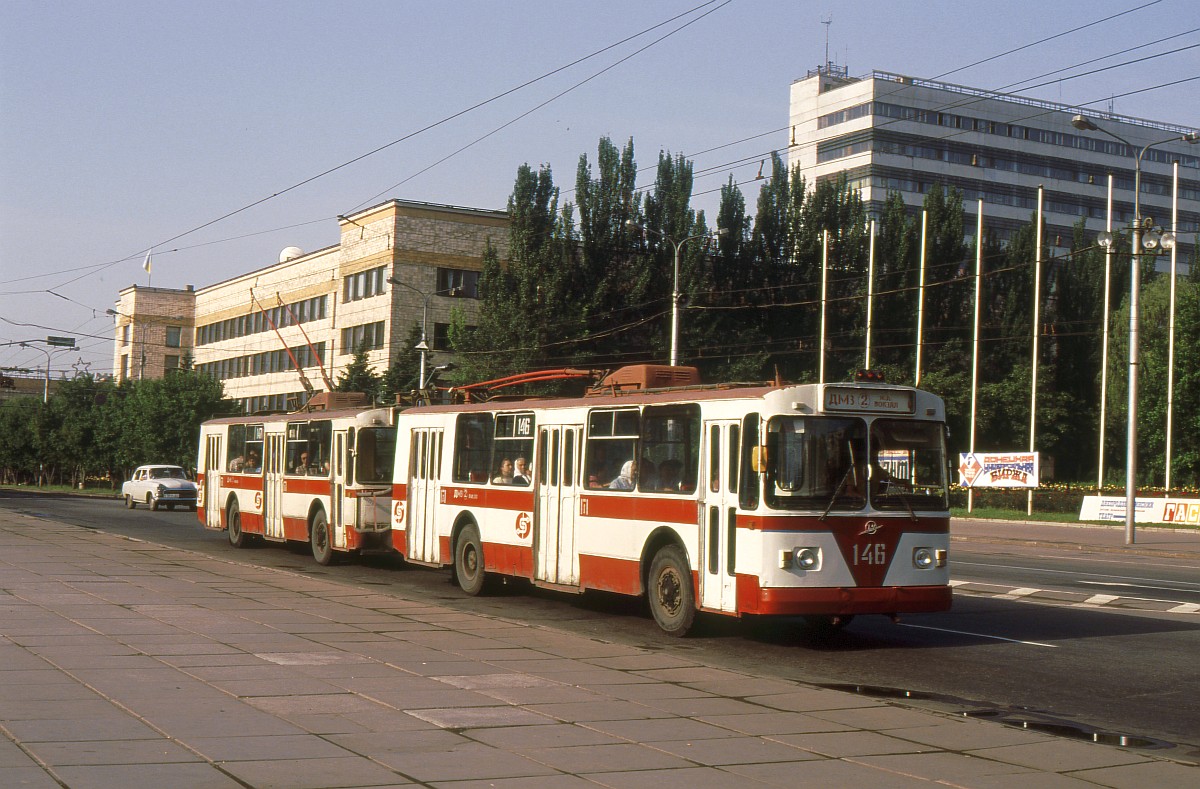 Донецк, ЗиУ-682В [В00] № 146; Донецк — Фотографии Matti и Томаса Фишера — 06.1992