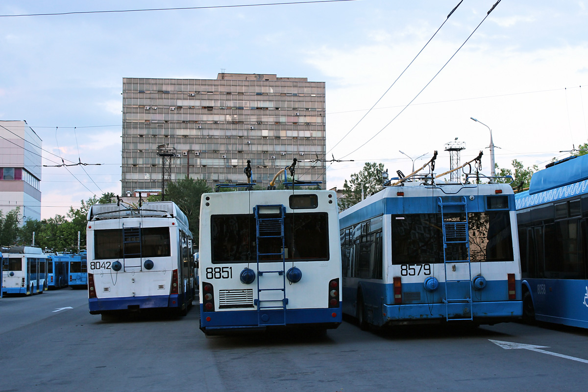 Москва, СВАРЗ-МАЗ-6235.00 № 8851