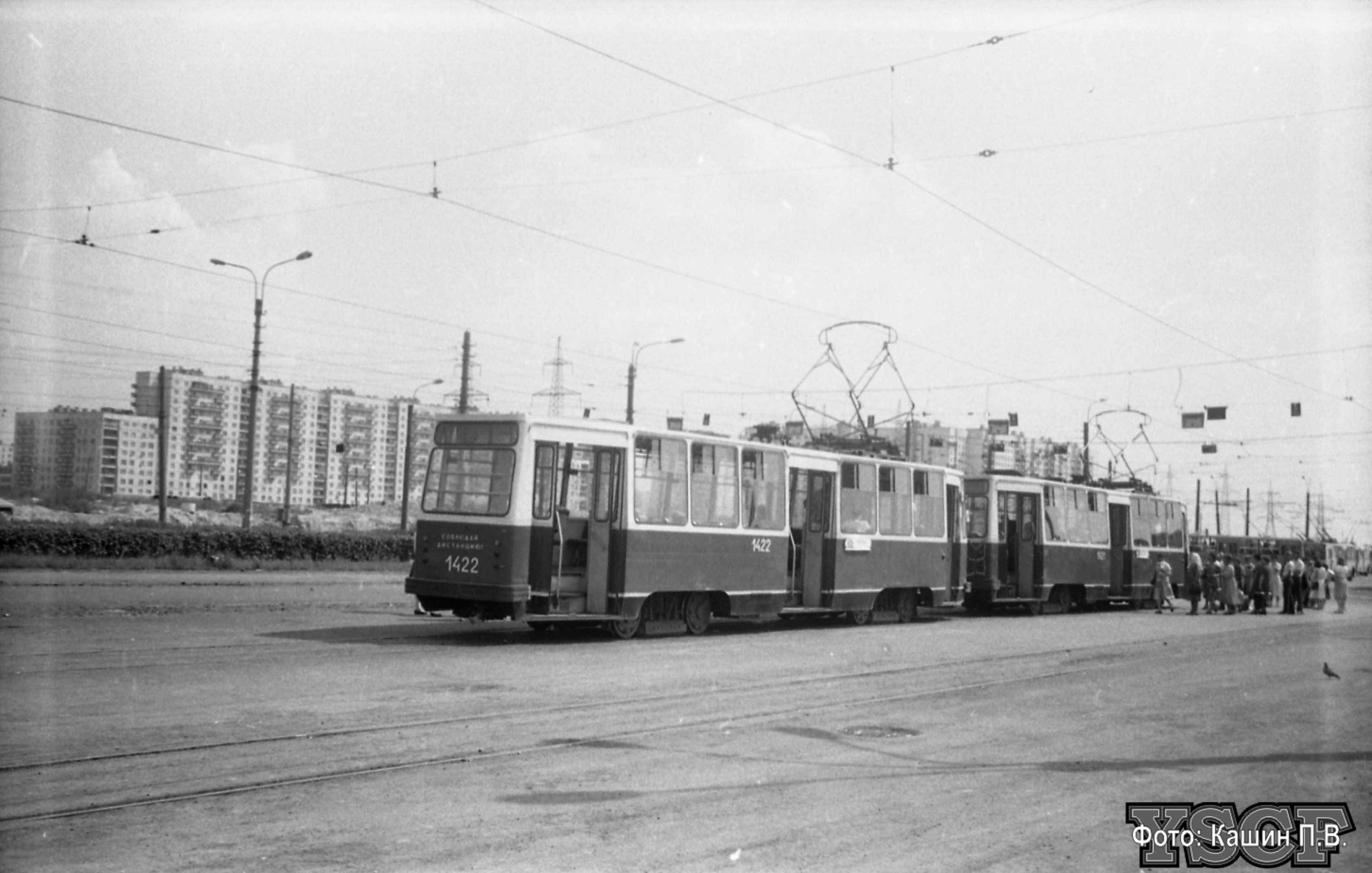 Санкт-Петербург, ЛМ-68М № 1422