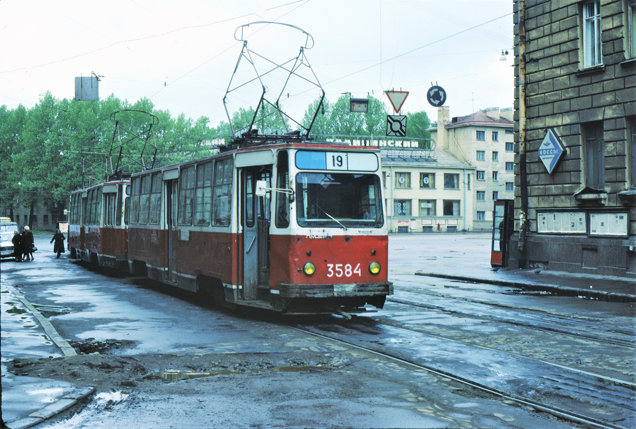 Санкт-Петербург, ЛМ-68М № 3584