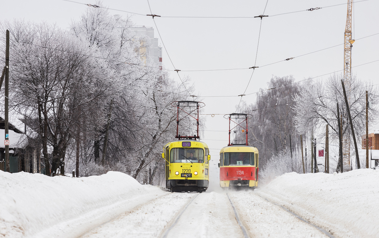 Ижевск, Tatra T3K № 1220; Ижевск, Tatra T3SU (двухдверная) № 1134