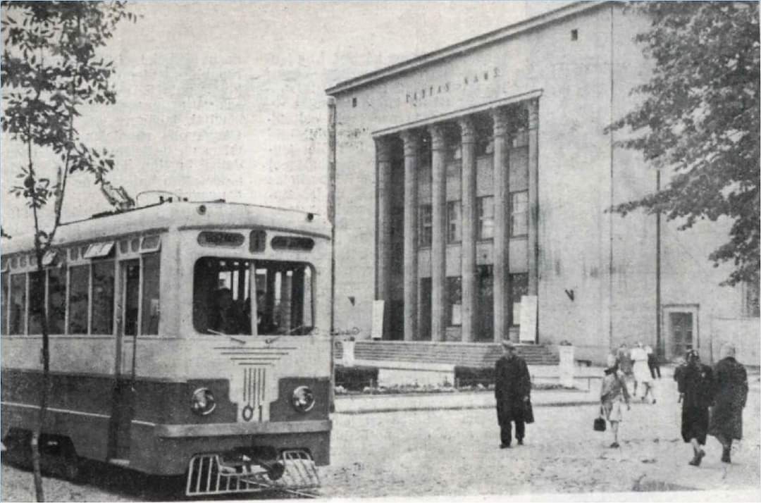 Даугавпілс, Двухосный моторный «Фениксъ» № 01