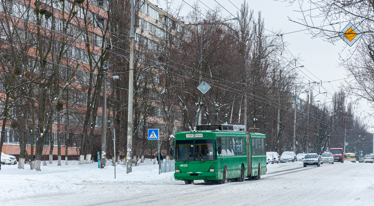 Киев, Киев-12.03 № 4023