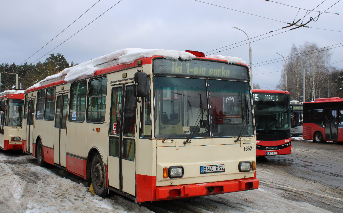 Вильнюс, Škoda 14Tr17/6M № 1662 Вильнюс, Škoda 14Tr17/6M № 1662
