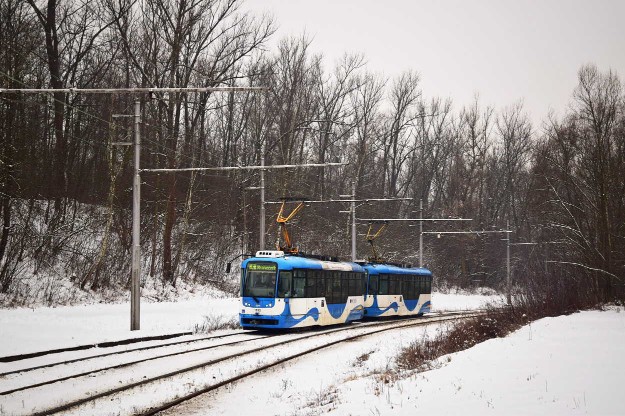 Острава, Vario LFR.E № 1352; Острава, Vario LFR.E № 1320