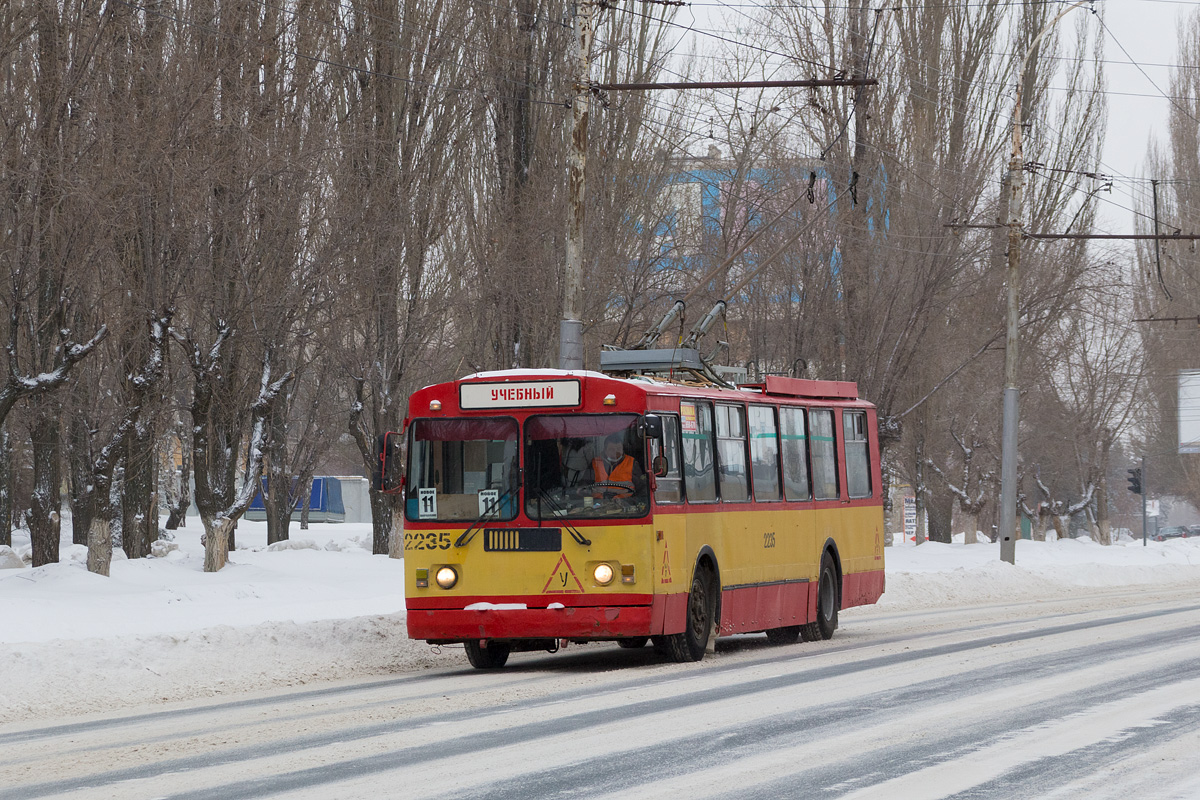 Саратов, ЗиУ-52642 № 2235