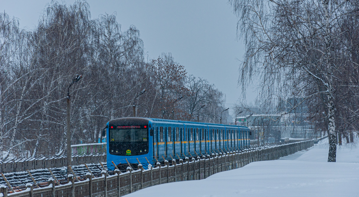 Киев, Е-КМ-Гб (81-7080) № 7201