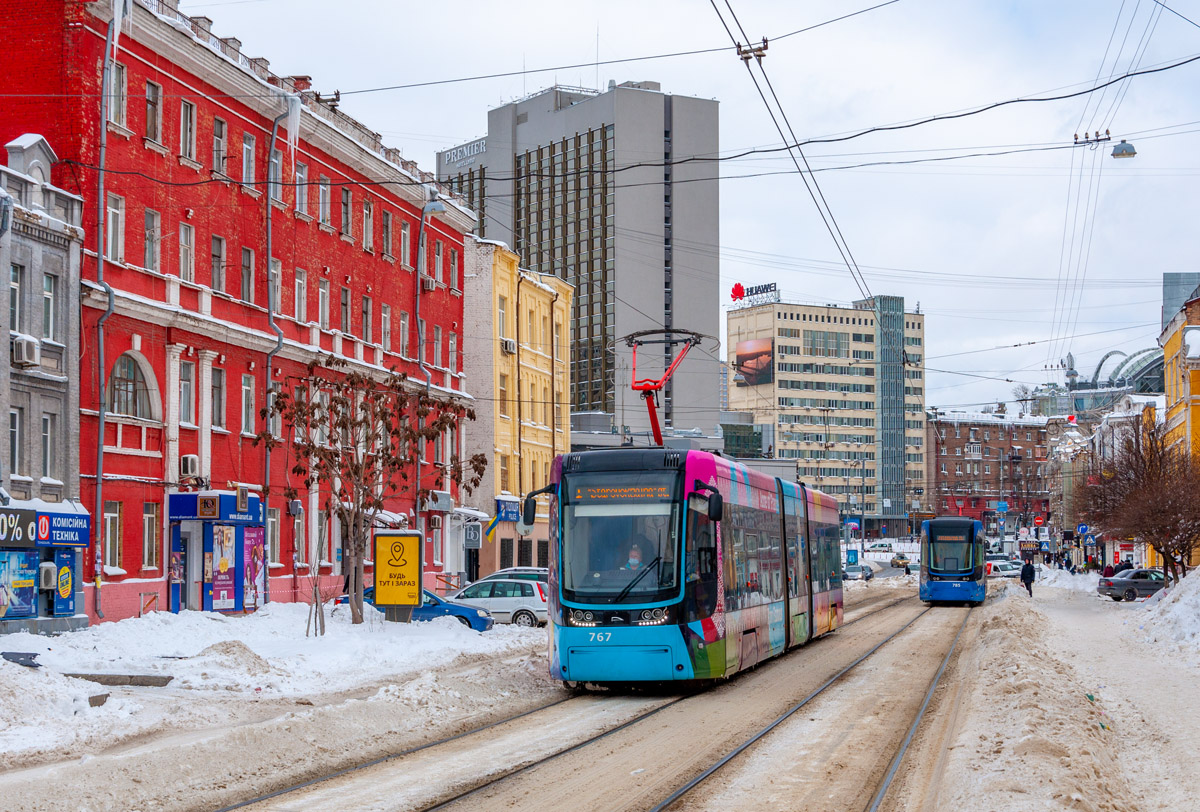 Киев, PESA 71-414К (Fokstrot) № 767