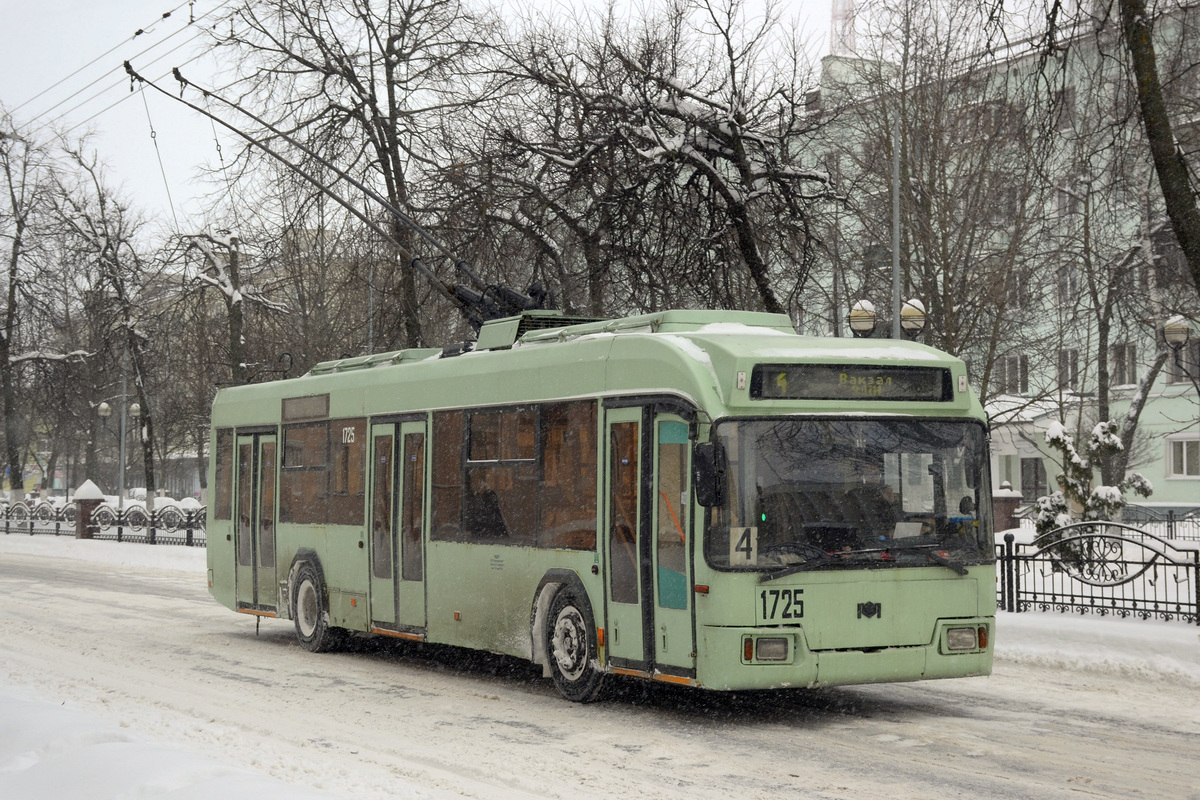 Гомель, БКМ 32102 № 1725