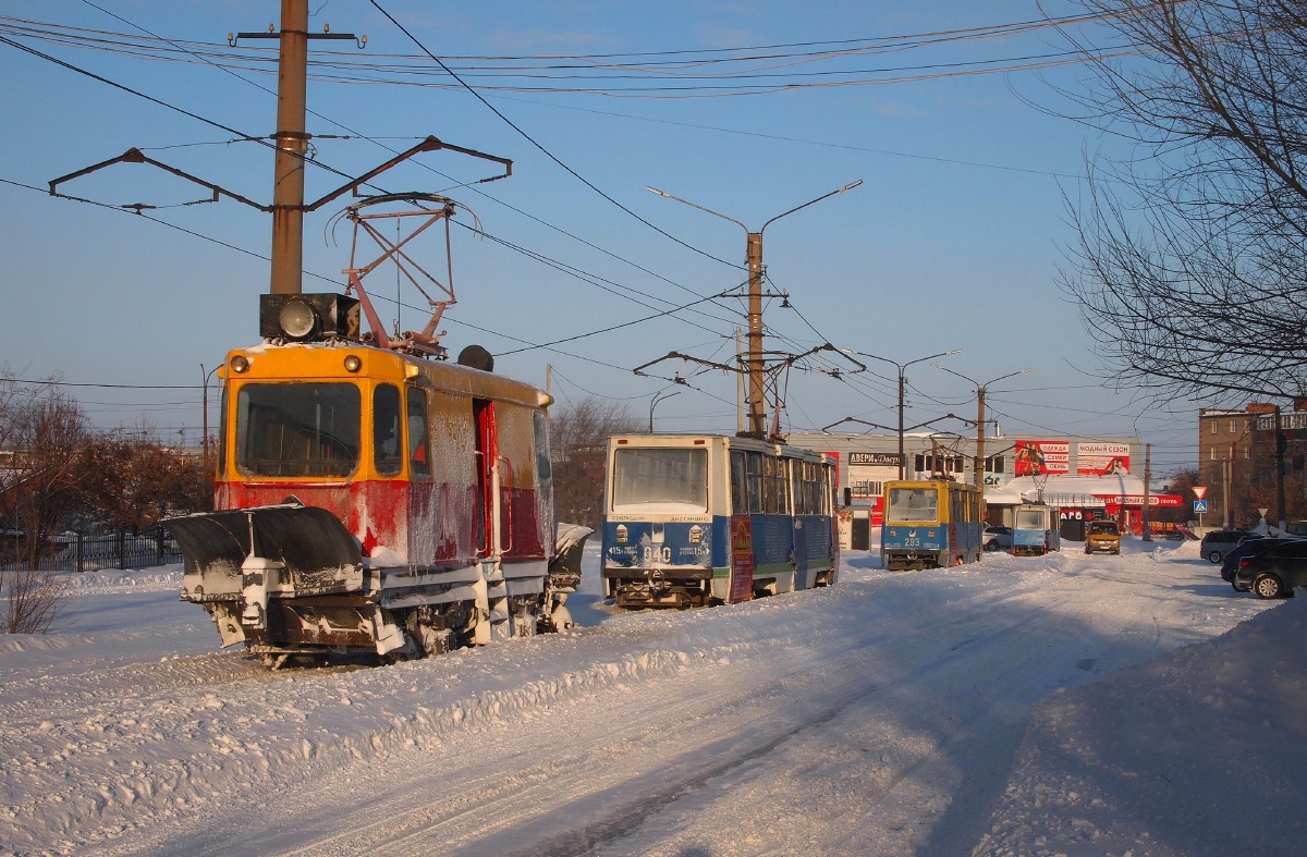 Орск, ГС-4 (КРТТЗ) № ГС-4; Орск, 71-605 (КТМ-5М3) № 040; Орск, 71-605 (КТМ-5М3) № 293; Орск — Происшествия