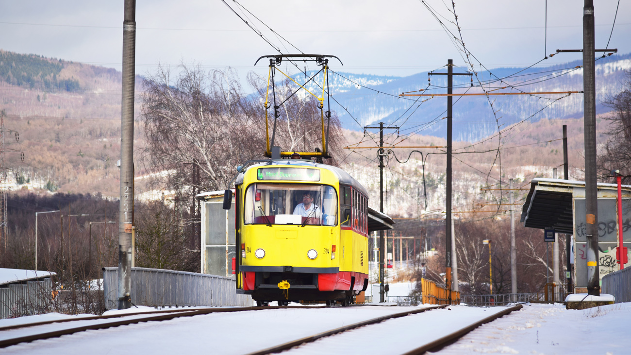 Мост ― Литвинов, Tatra T3M.3 № 304