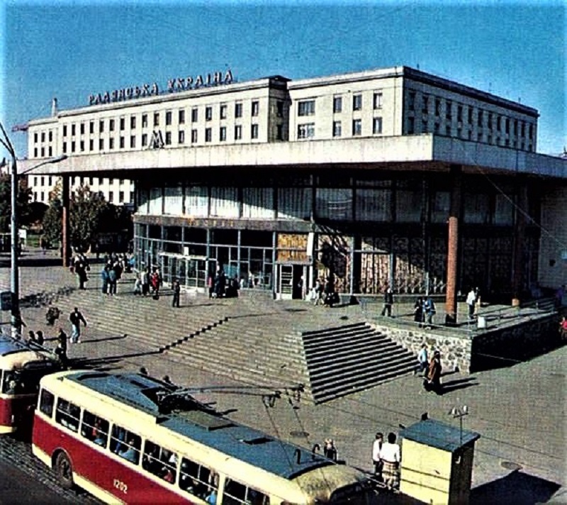 Kijev, Škoda 9Tr17 Br. 1200; Kijev, Škoda 9Tr17 Br. 1202; Kijev — Historical photos