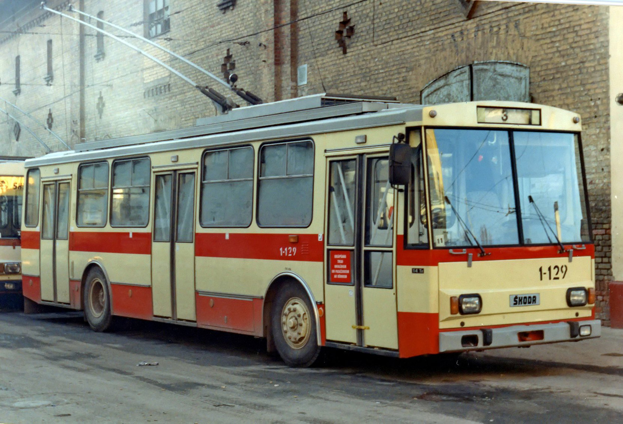 Рига, Škoda 14Tr13/6 № 1-129