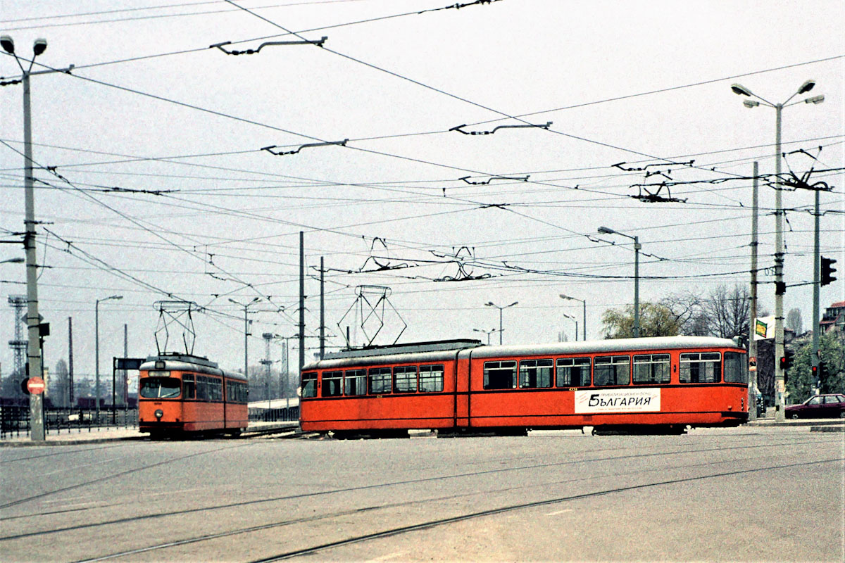 София, Duewag GT6 № 4238; София, Duewag GT6 № 4234; София — Исторически снимки — Трамвайни мотриси (1990–2010)