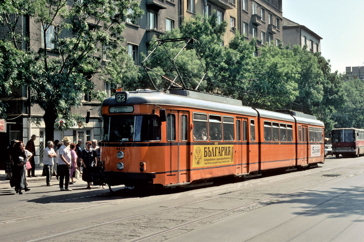 София, Duewag GT8 № 4410; София — Исторически снимки — Трамвайни мотриси (1990–2010)