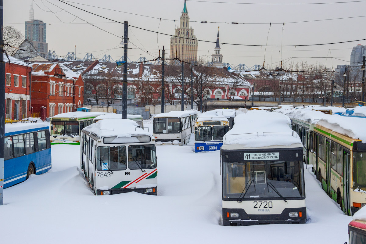 Moskwa, AKSM 101PS Nr 7843; Moskwa, Trolza-5275.00 Nr 2720 Moskwa, AKSM 101PS Nr 7843; Moskwa, Trolza-5275.00 Nr 2720
