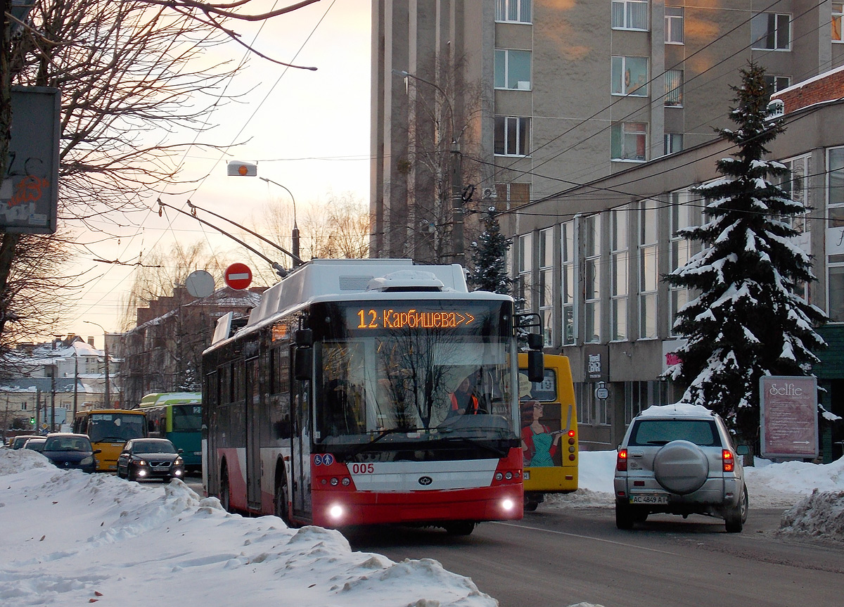 Луцк, Богдан Т70117 № 005