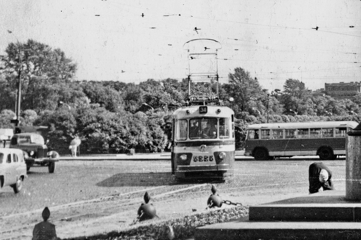 Санкт-Петербург, ЛМ-57 № 5225; Санкт-Петербург — Исторические фотографии трамвайных вагонов