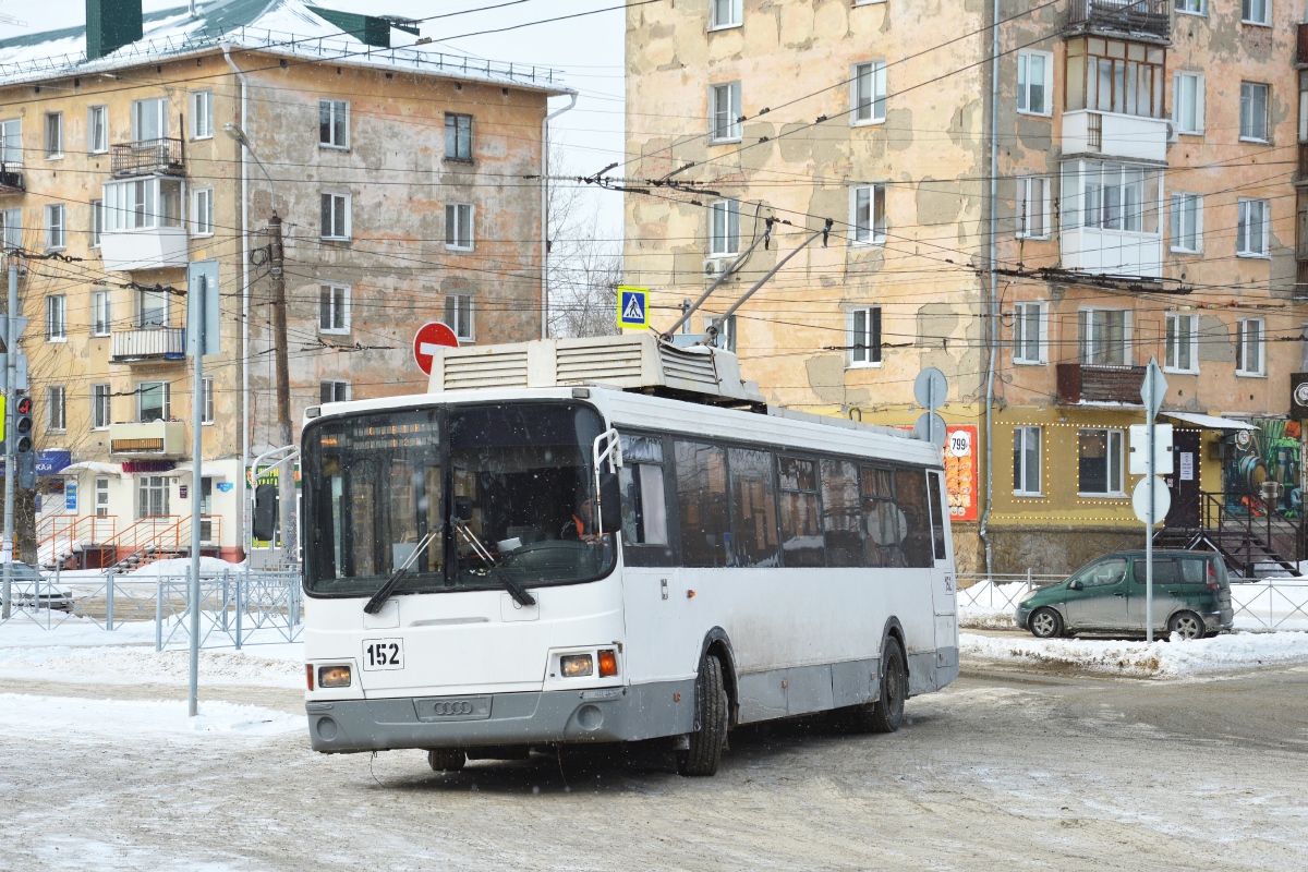 Омск, ЛиАЗ-52803 № 152