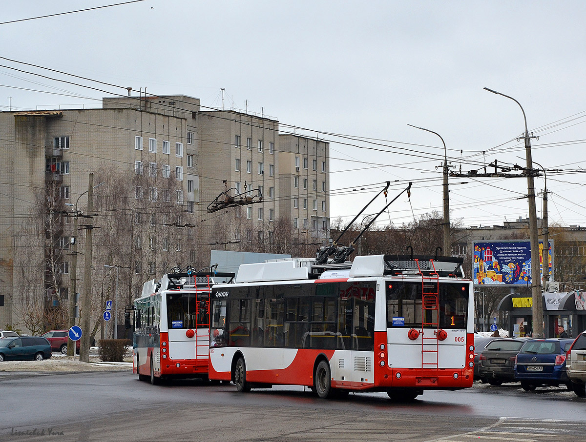 Луцк, Богдан Т70117 № 005