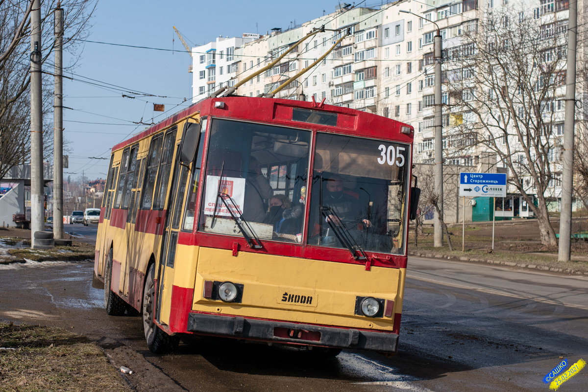Черновцы, Škoda 14Tr89/6 № 305