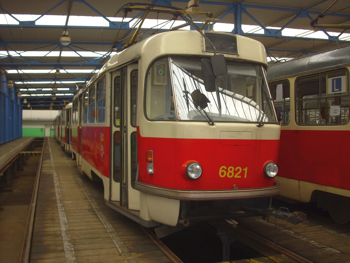 Прага, Tatra T3 № 6821