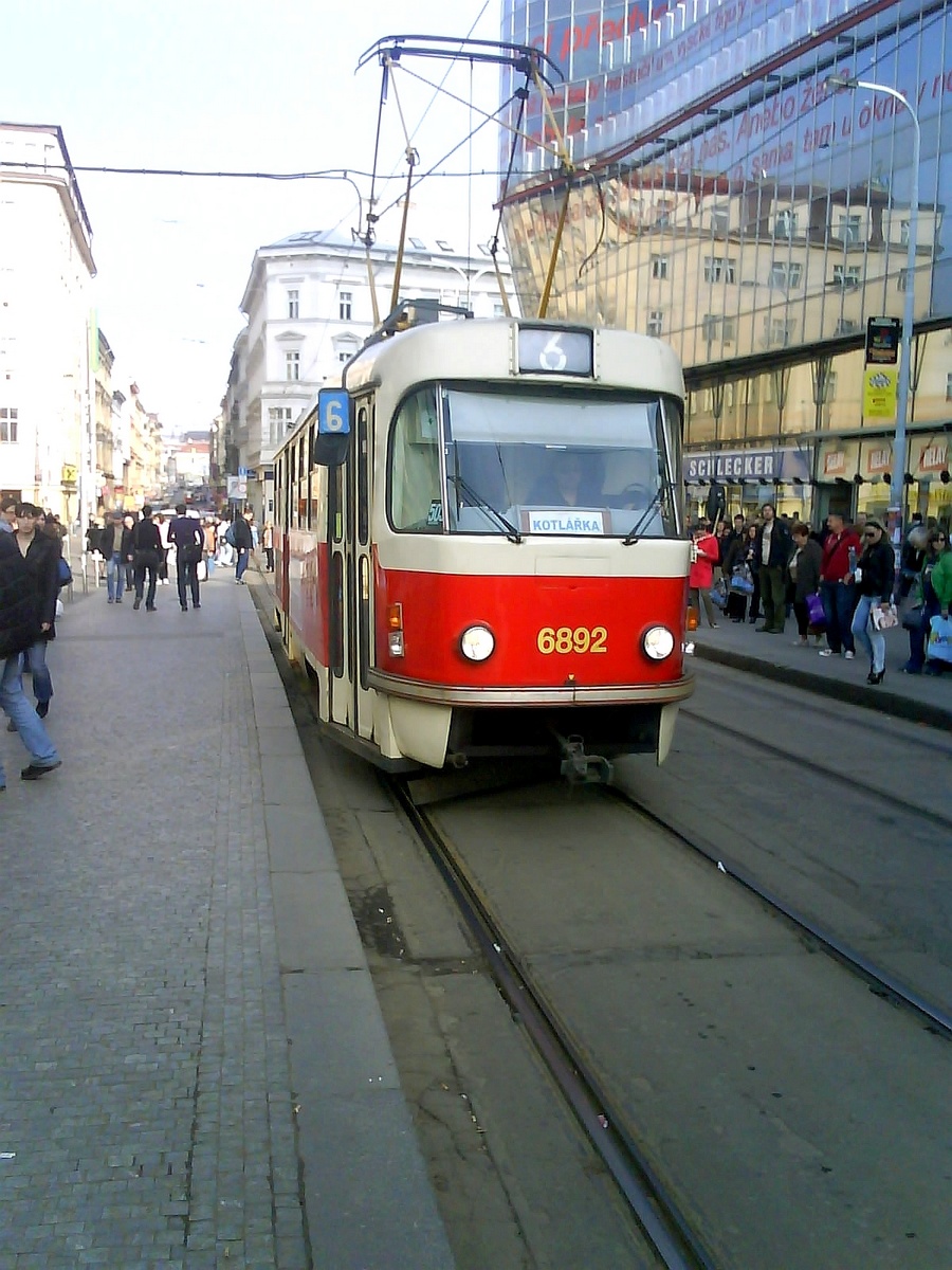 Прага, Tatra T3 № 6892