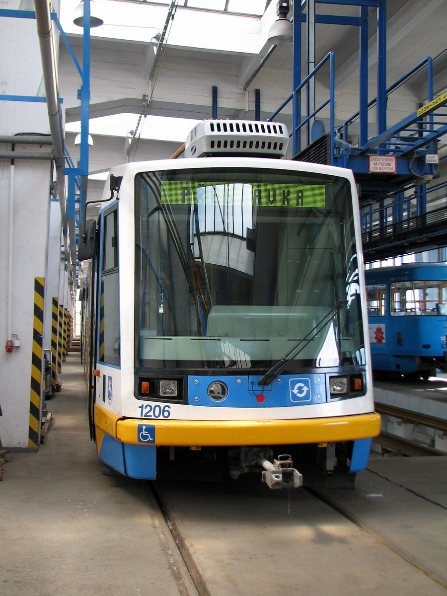 Ostrava, Škoda 03T2 Astra — 1206