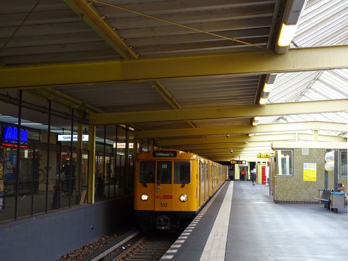 Берлин, BVG A3E № 533
