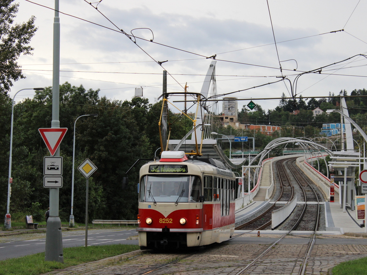 Прага, Tatra T3R.PLF № 8252