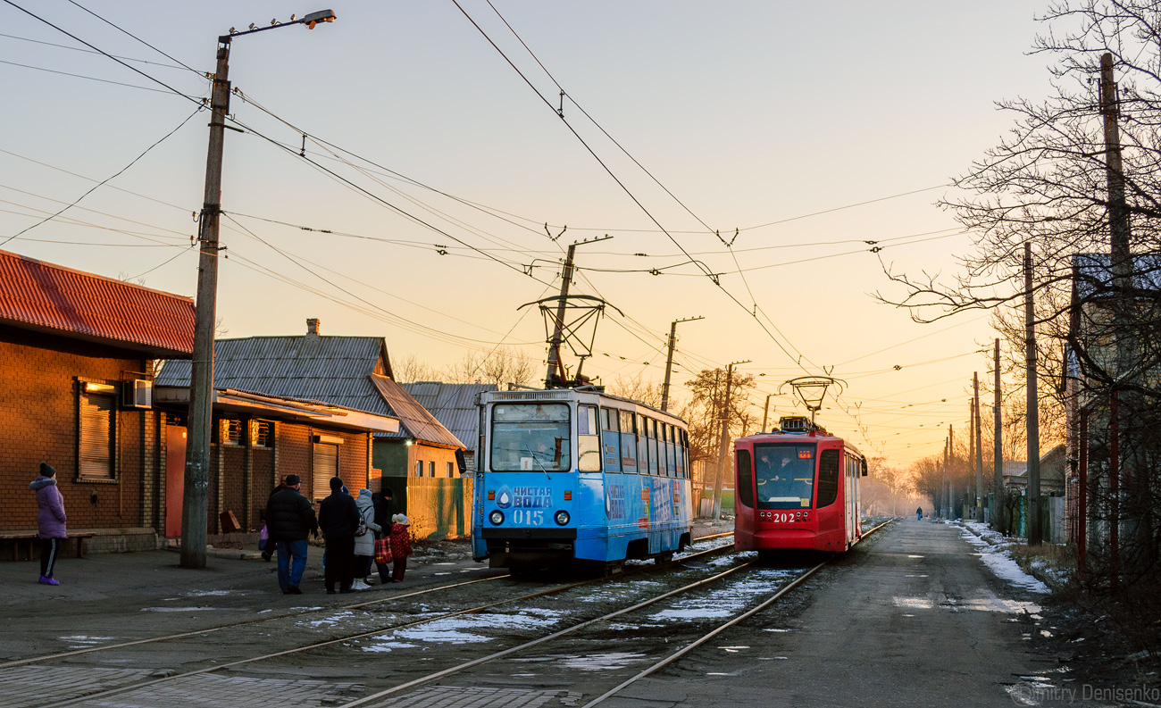Енакиево, 71-605 (КТМ-5М3) № 015; Енакиево, 71-623-02 № 202