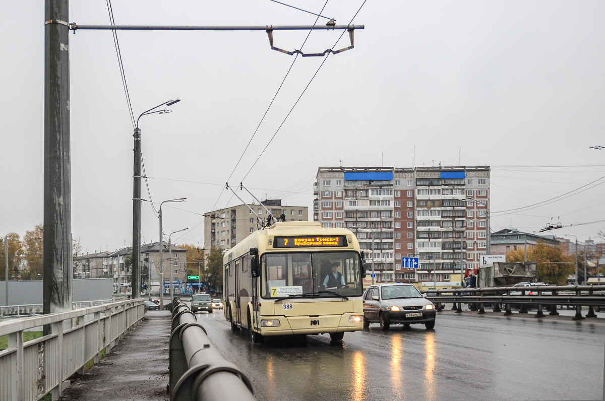 Томск, БКМ 321 № 388