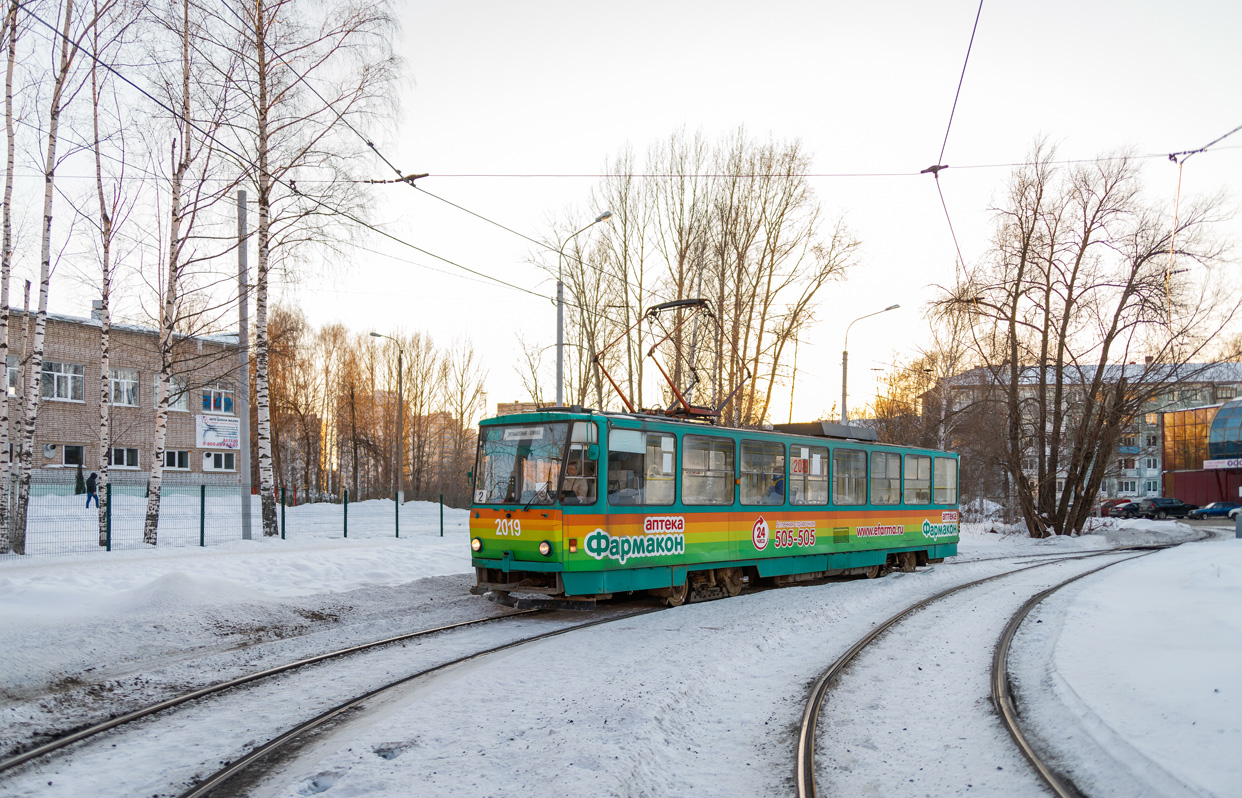 Ijevsk, Tatra T6B5SU N°. 2019