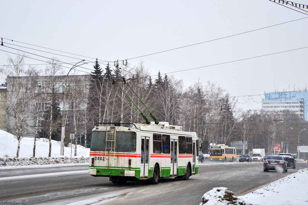 Пенза, ЗиУ-682Г-016.02 № 2062