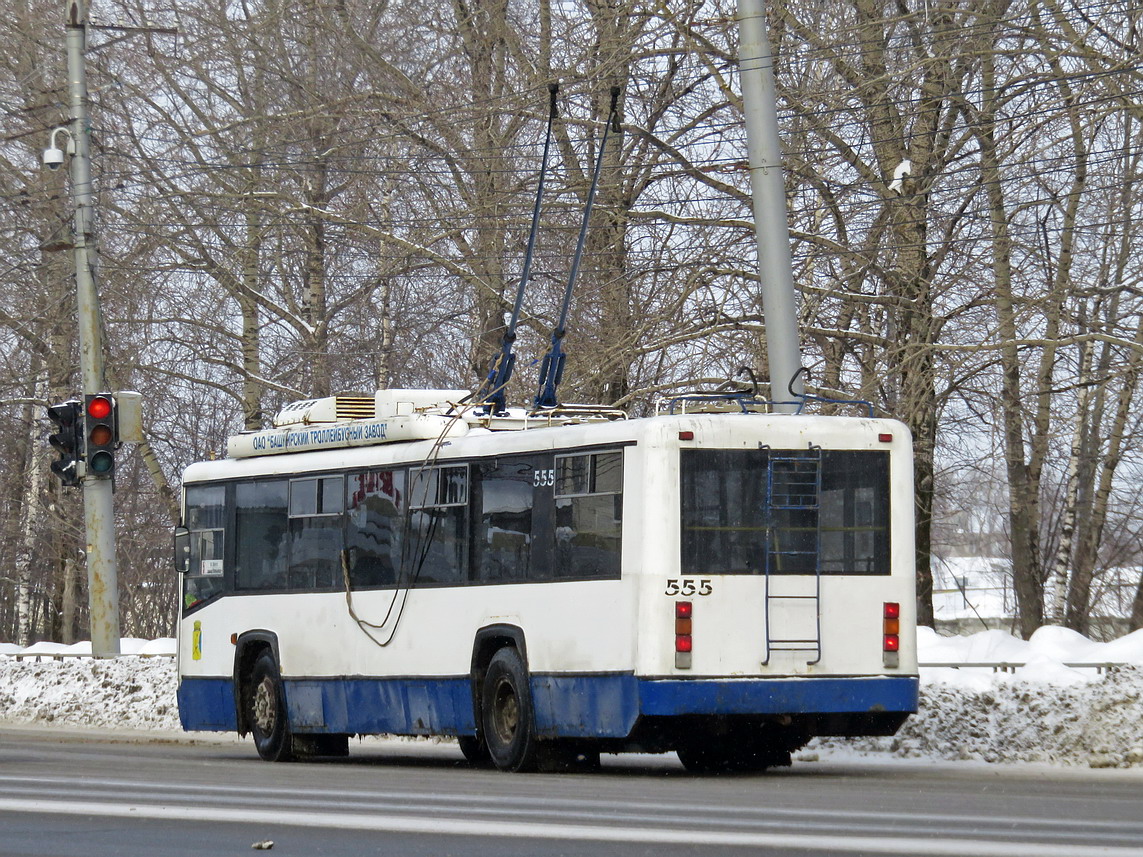 Киров, БТЗ-52764Р № 555
