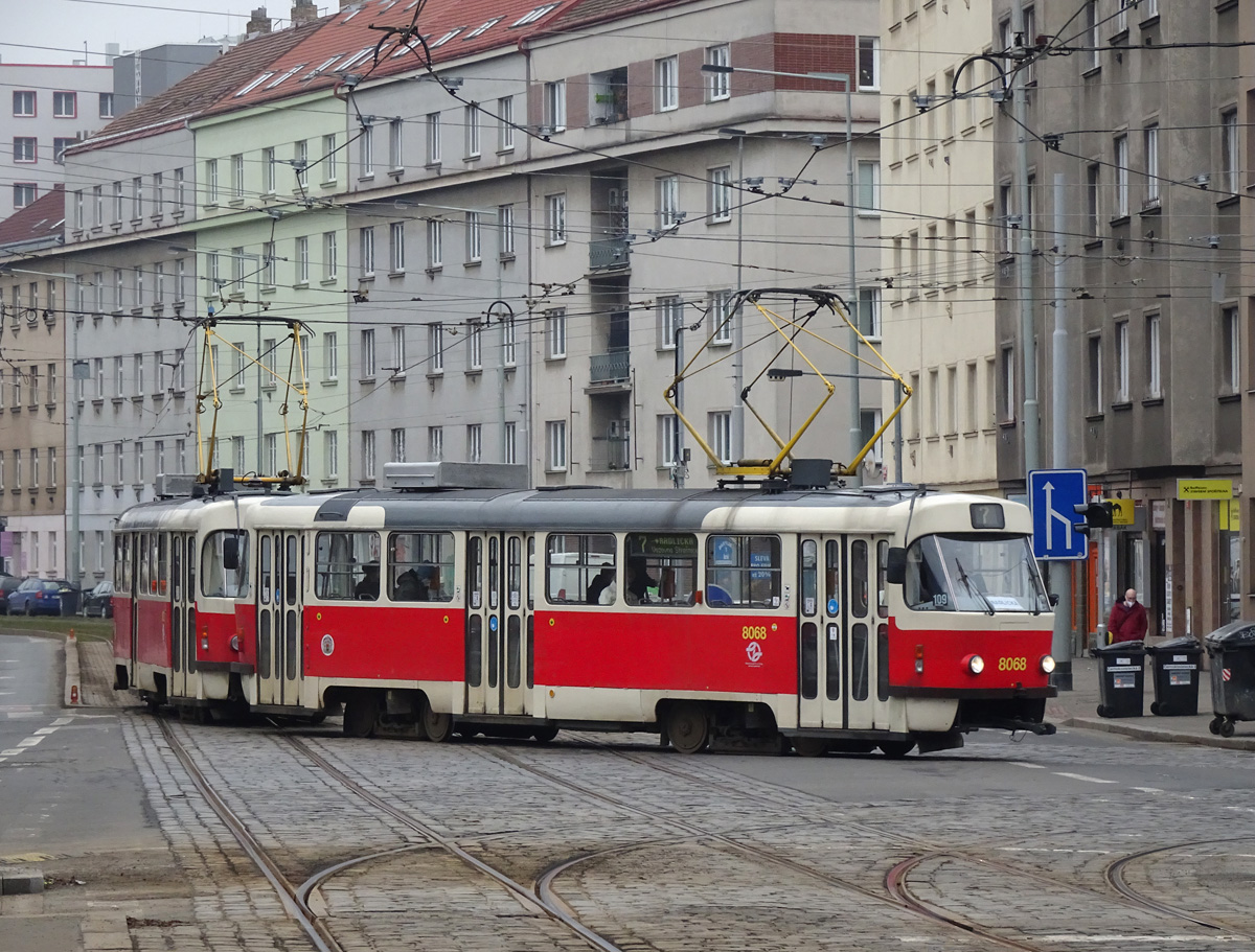 Прага, Tatra T3M2-DVC № 8068