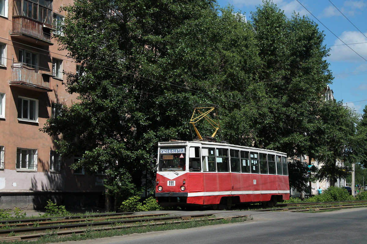 Омск, 71-605 (КТМ-5М3) № 111
