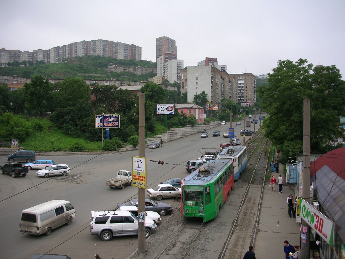 Владивосток, 71-608К № 303