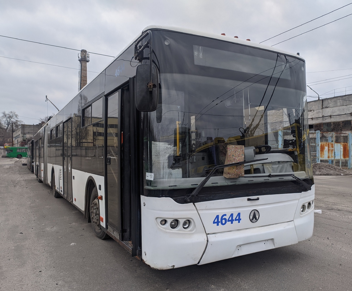 Kiova, LAZ E301D1 # 4644