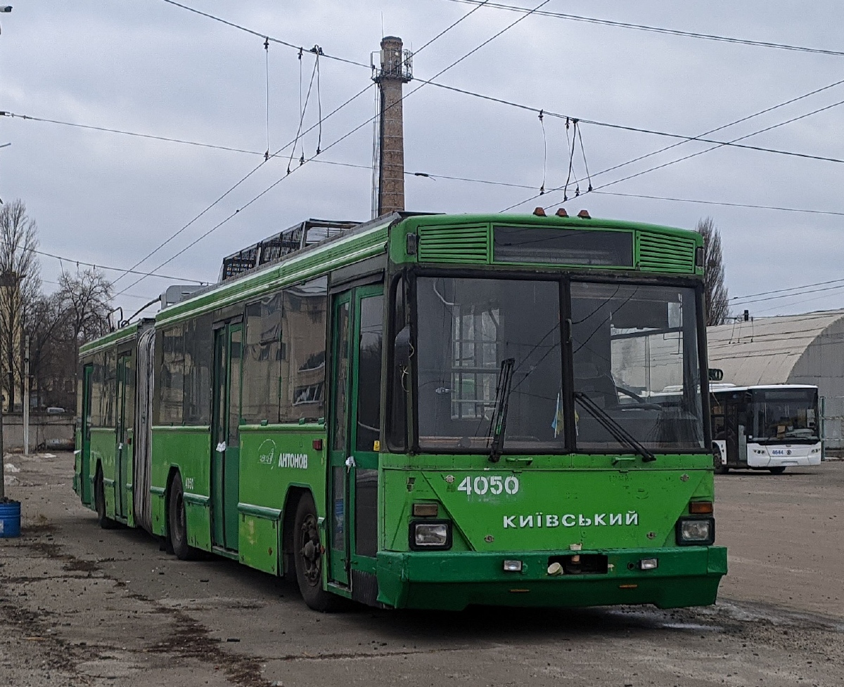 Киев, Киев-12.03 № 4050