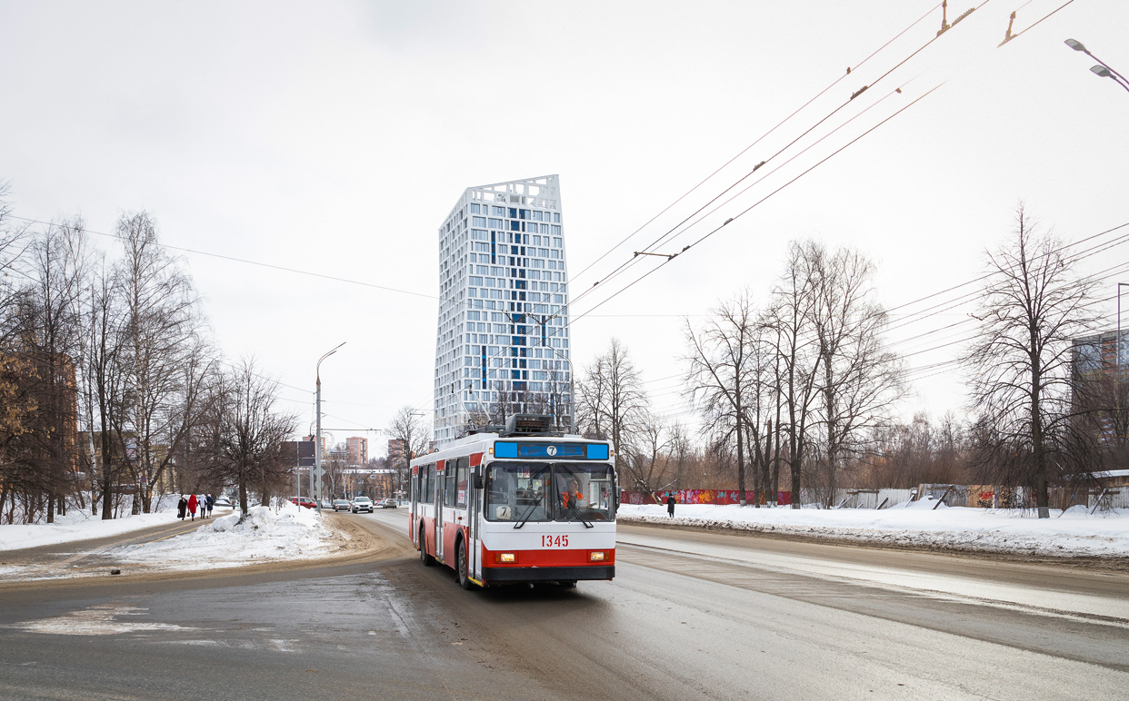 Ижевск, ВМЗ-5298-22 № 1345