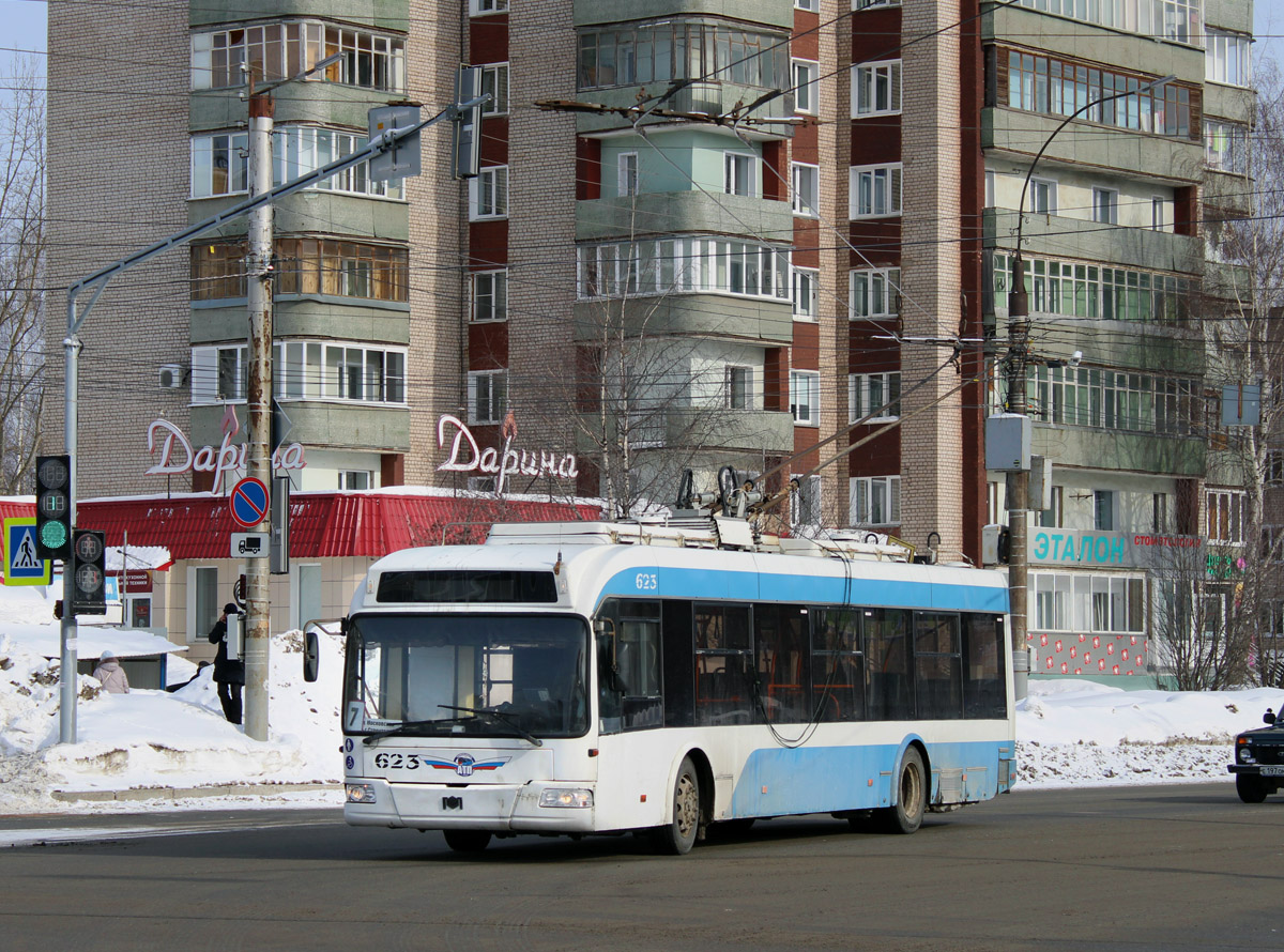Киров, БКМ 321 № 623