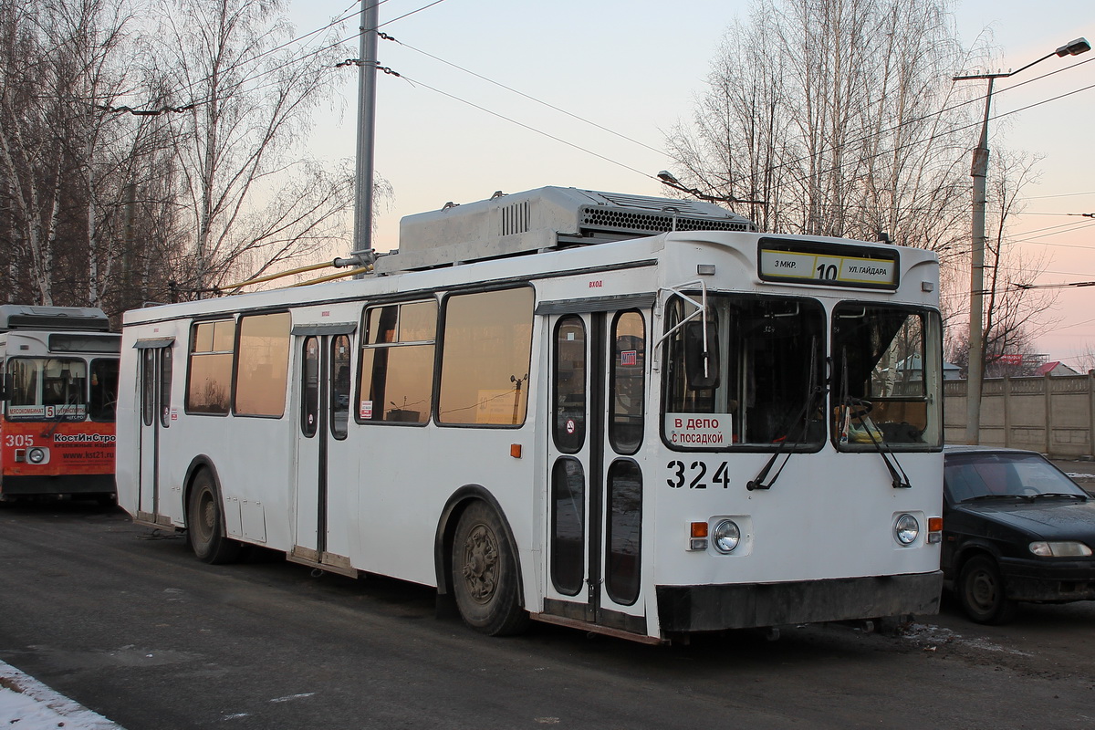 Йошкар-Ола, ЗиУ-682ГМ1 (с широкой передней дверью) № 324