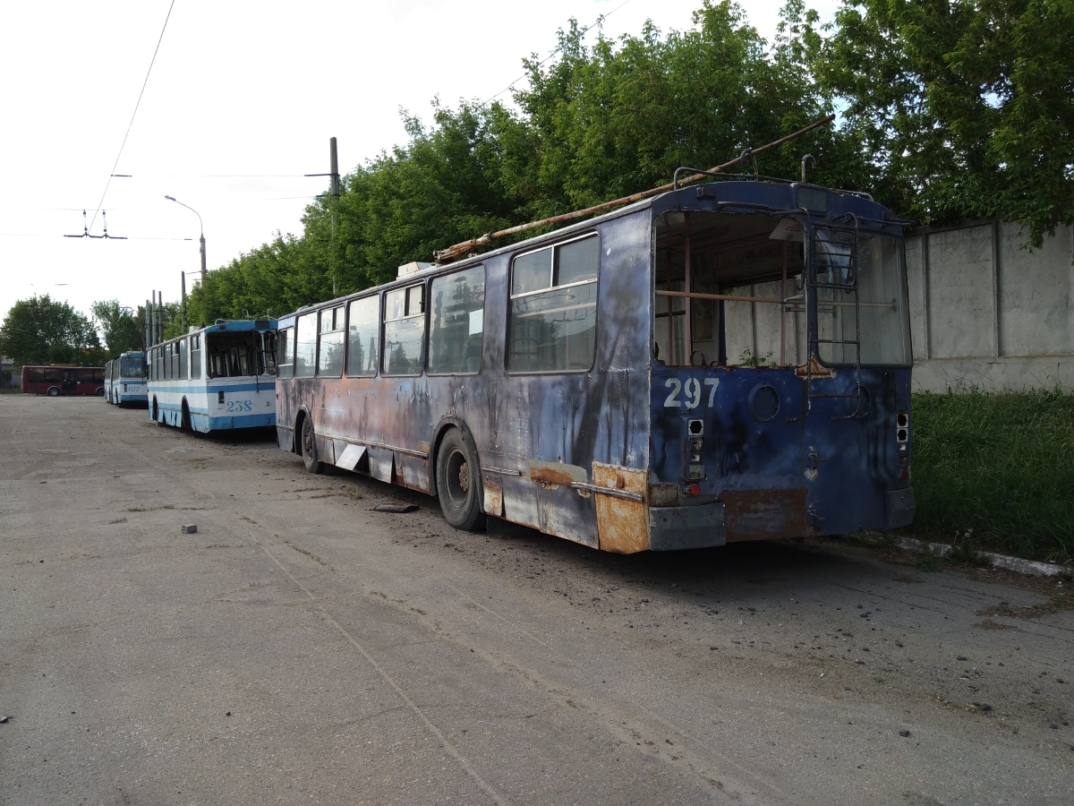 Сумы, ЗиУ-682Г-016 (012) № 297