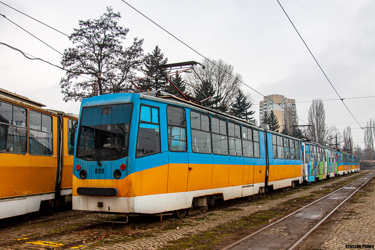 София, Т6М-700 F № 809