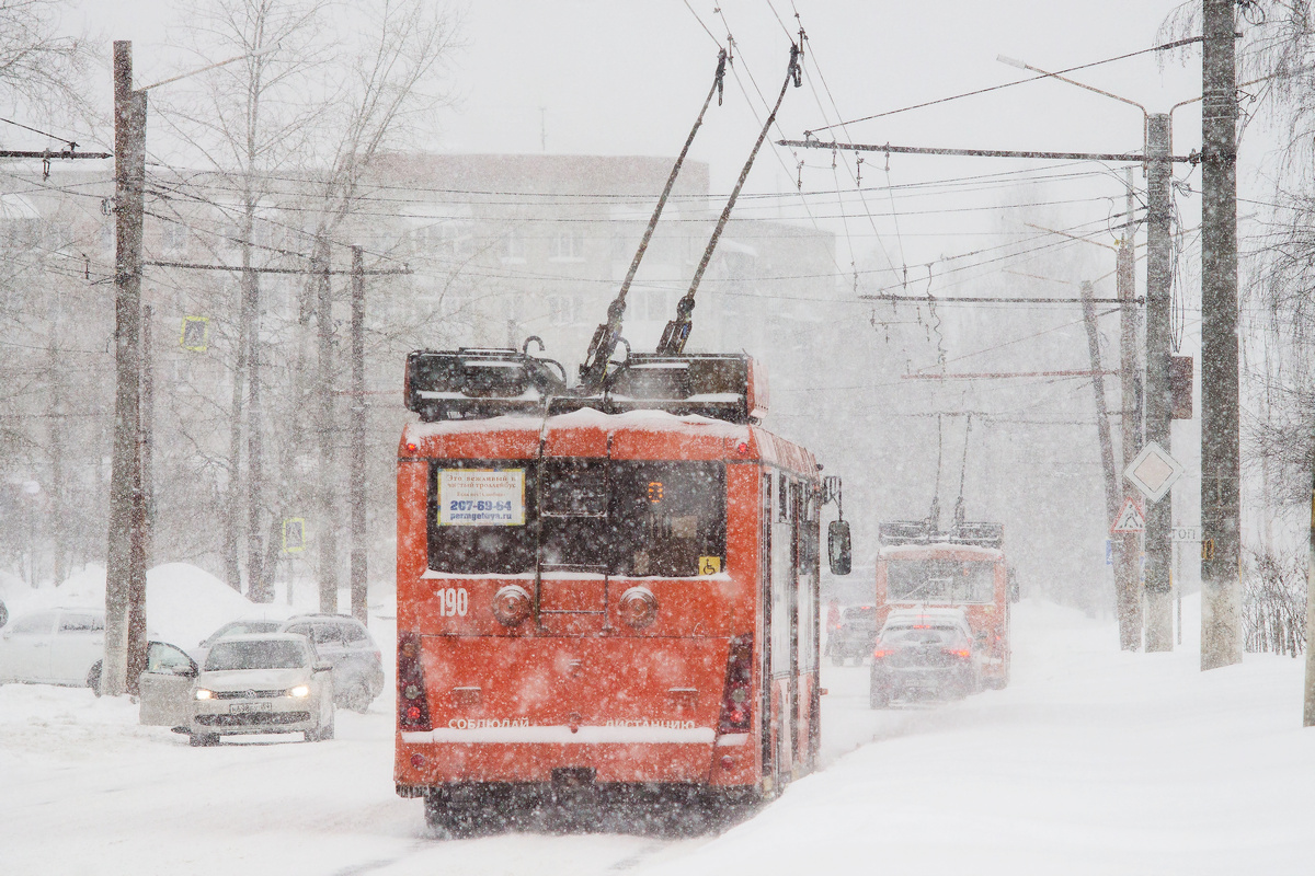 Березники, Тролза-5265.00 «Мегаполис» № 190; Березники — Разные фотографии