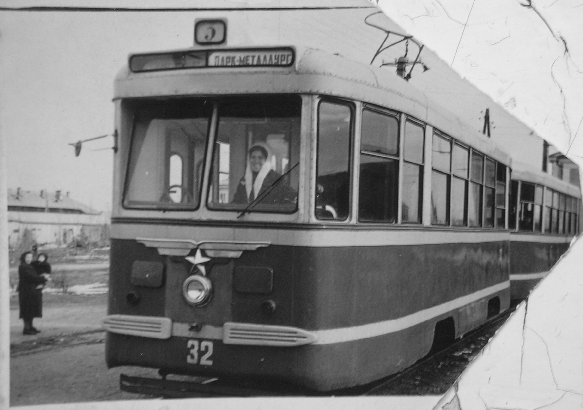 Komszomolszk na Amure, KTM-2 — 32; Komszomolszk na Amure — Old photos