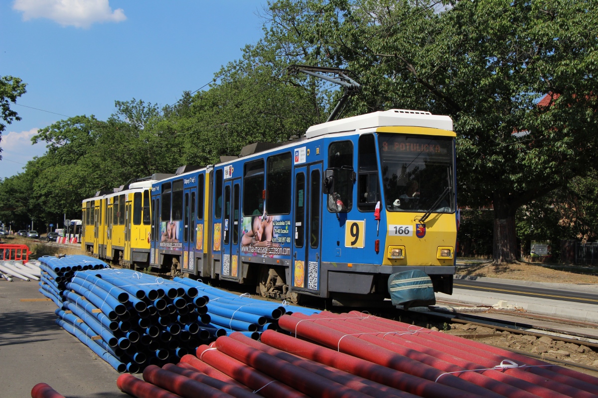 Щецин, Tatra KT4DtM № 166; Щецин, Tatra KT4DtM № 153