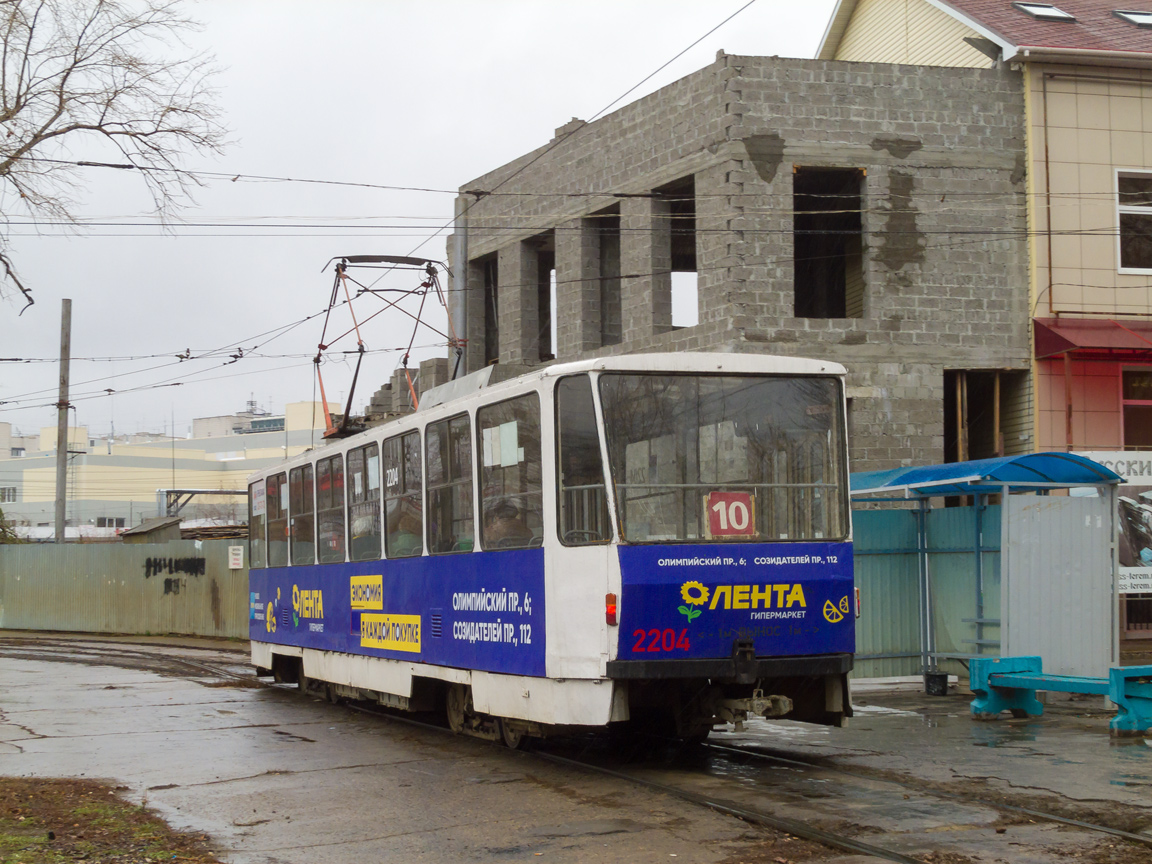 Uljanovszk, Tatra T6B5SU — 2204