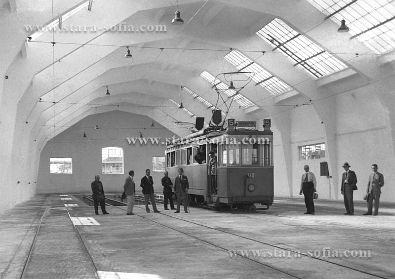 Sofia, Nivelles 4-axle motor car № 110; Sofia — Historical — Тramway photos (1901–1942); Sofia — Krasno Selo Depot